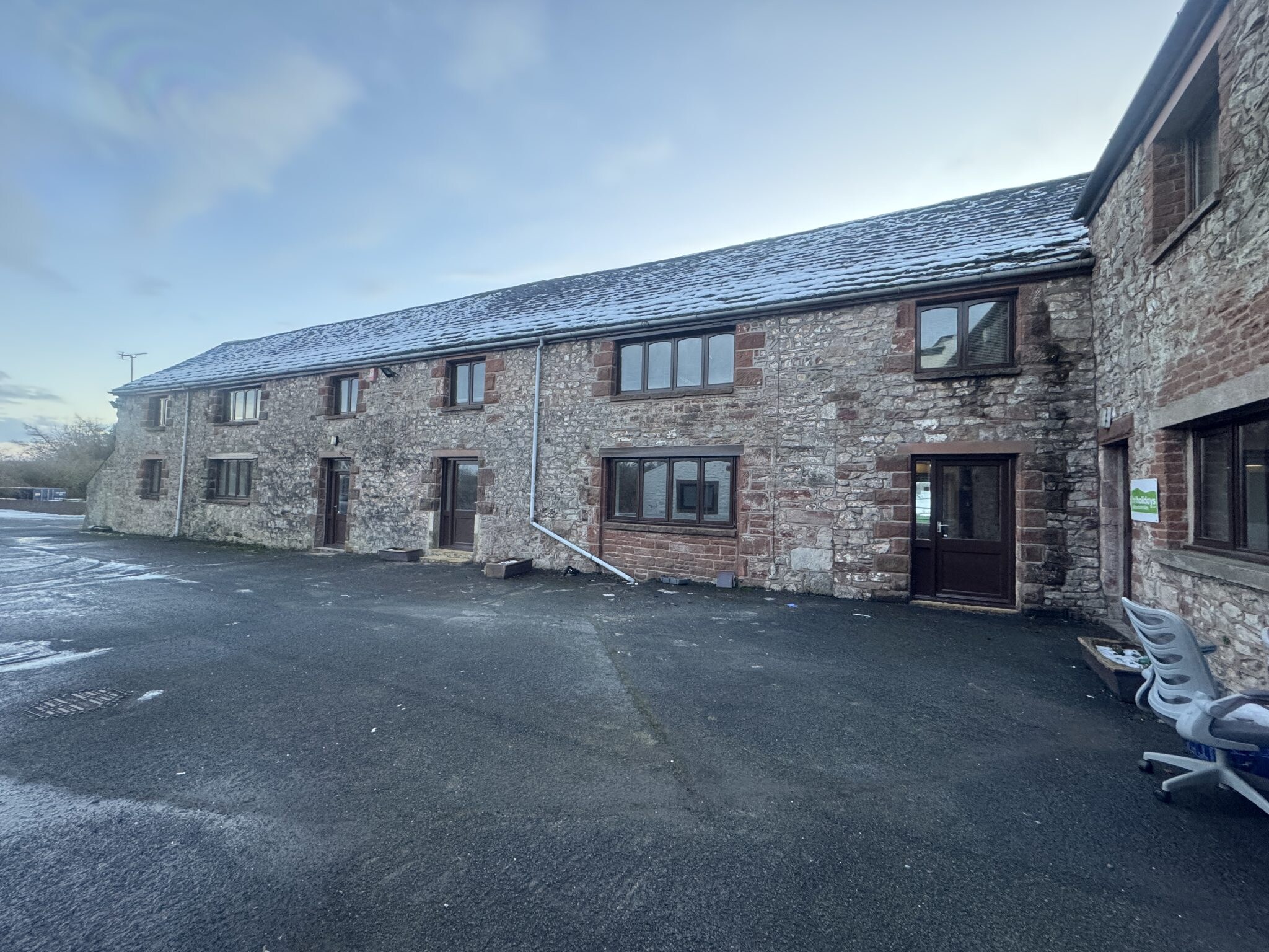 Redhills Ln, Penrith à louer Photo du bâtiment- Image 1 de 12