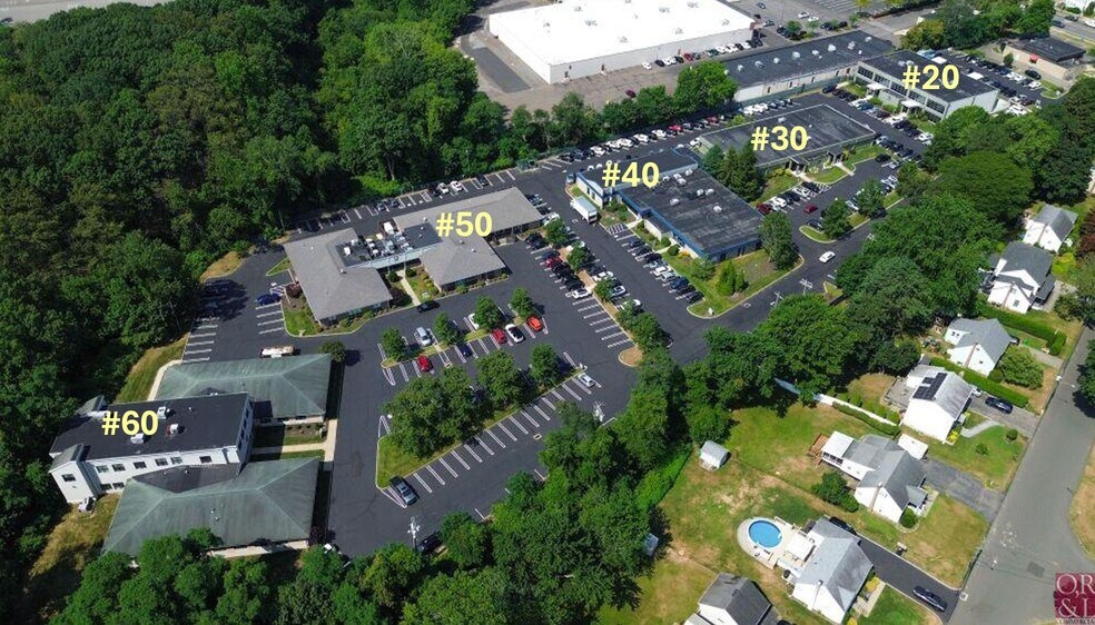 20 Commerce Park Dr, Milford, CT à louer - Photo du bâtiment - Image 2 de 18