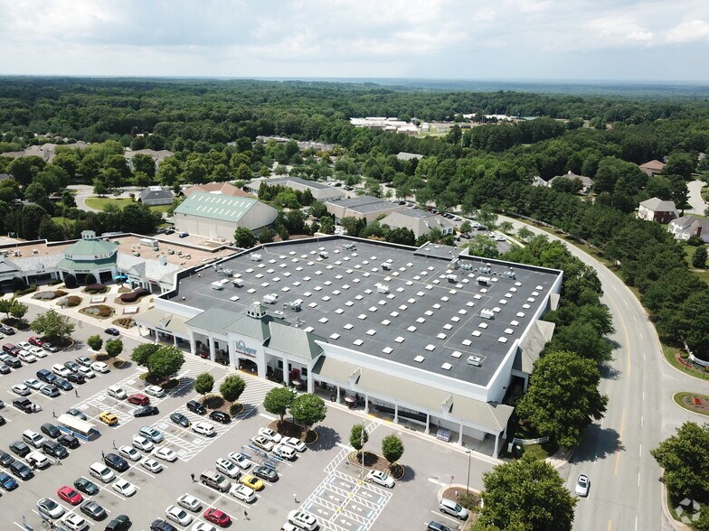 11400-11500 W Huguenot Rd, Midlothian, VA à louer - Photo du bâtiment - Image 3 de 8