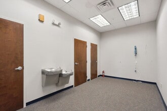 1404 N Ronald Reagan Blvd, Longwood, FL for lease Interior Photo- Image 2 of 9