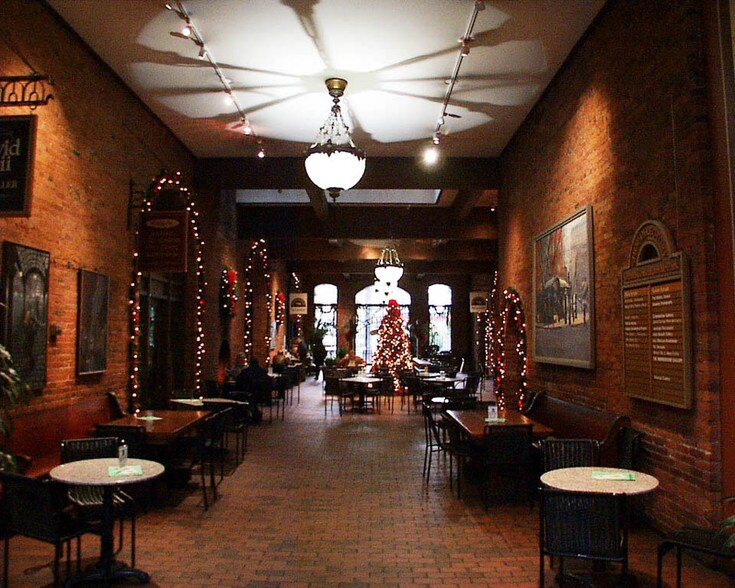 216 1st Ave S, Seattle, WA à louer - Hall d’entrée - Image 2 de 21