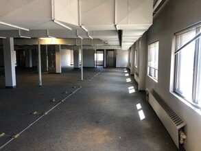 15 Grumman Rd W, Bethpage, NY for lease Interior Photo- Image 2 of 13