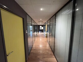 Plus de détails pour Bureau à vendre