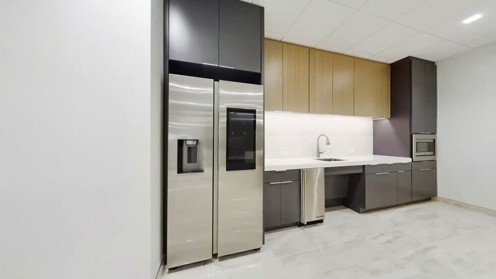 1301 Solana Blvd, Westlake, TX à louer - Vidéo sur l’inscription commerciale - Image 2 de 40