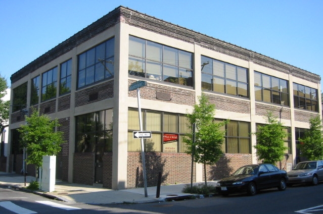 2101-2103 Brandywine St, Philadelphia, PA for lease - Building Photo - Image 1 of 7