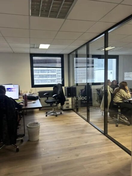 Office in Boulogne-Billancourt for sale - Interior Photo - Image 2 of 7