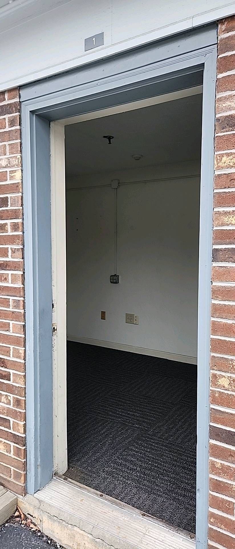 594 Turnpike St, Easton, MA for lease Interior Photo- Image 1 of 5