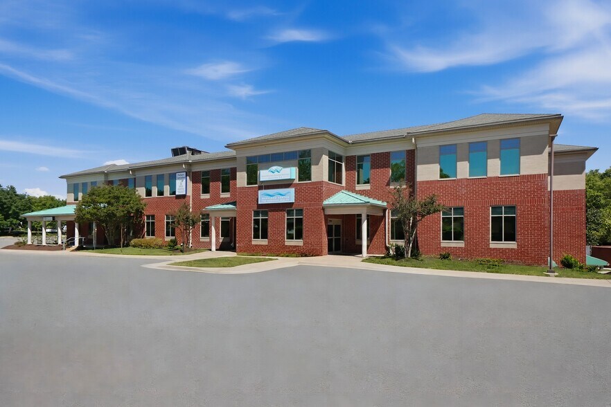 820 Bestgate Rd, Annapolis, MD à louer - Photo du bâtiment - Image 1 de 17