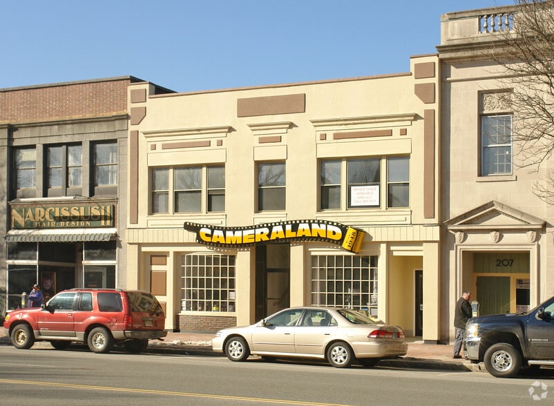 211 Main St, Nashua, NH for sale - Building Photo - Image 2 of 22