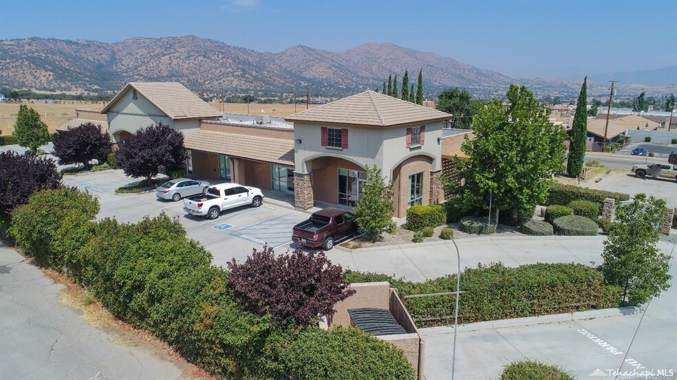 20705 South St, Tehachapi, CA for sale - Primary Photo - Image 1 of 1