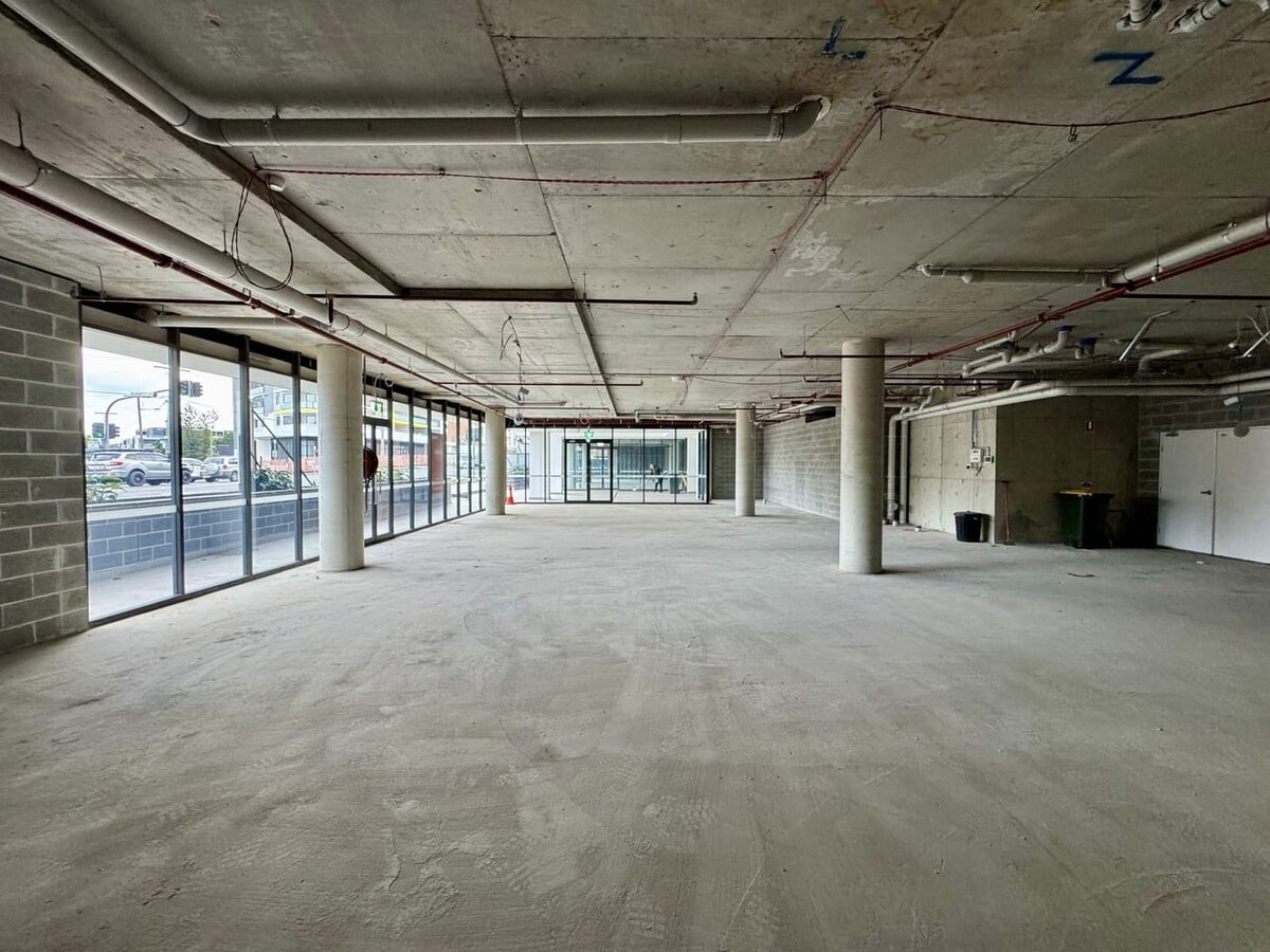 102-108 Great Western Hwy, Westmead, NSW 2145 - Unité Shop 2 -  - Photo intérieure - Image 1 of 2