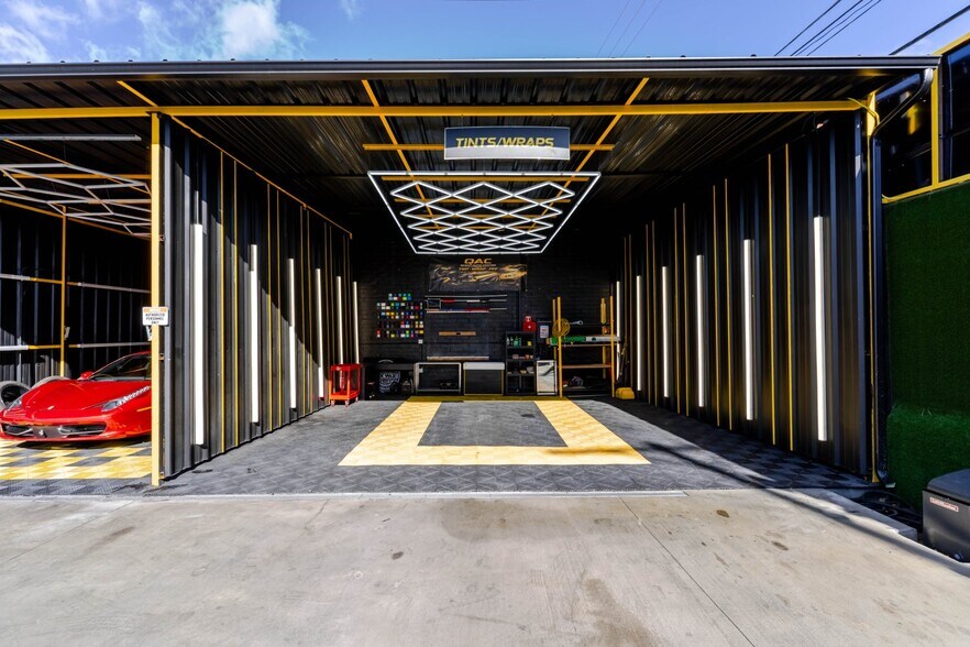 2346 N San Fernando Rd, Los Angeles, CA à louer - Photo du bâtiment - Image 2 de 16