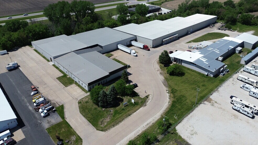 26378 289th Pl, Adel, IA à vendre - Photo du bâtiment - Image 3 de 14