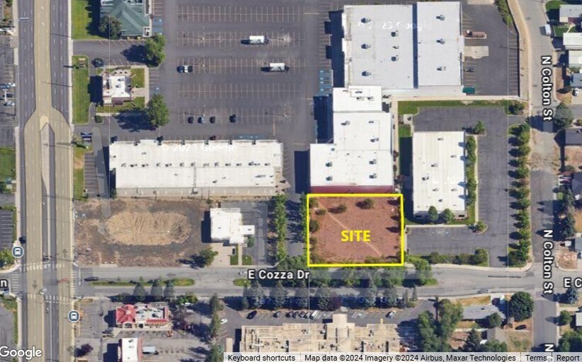 41 E Cozza Dr, Spokane, WA à louer - Photo du bâtiment - Image 1 de 1