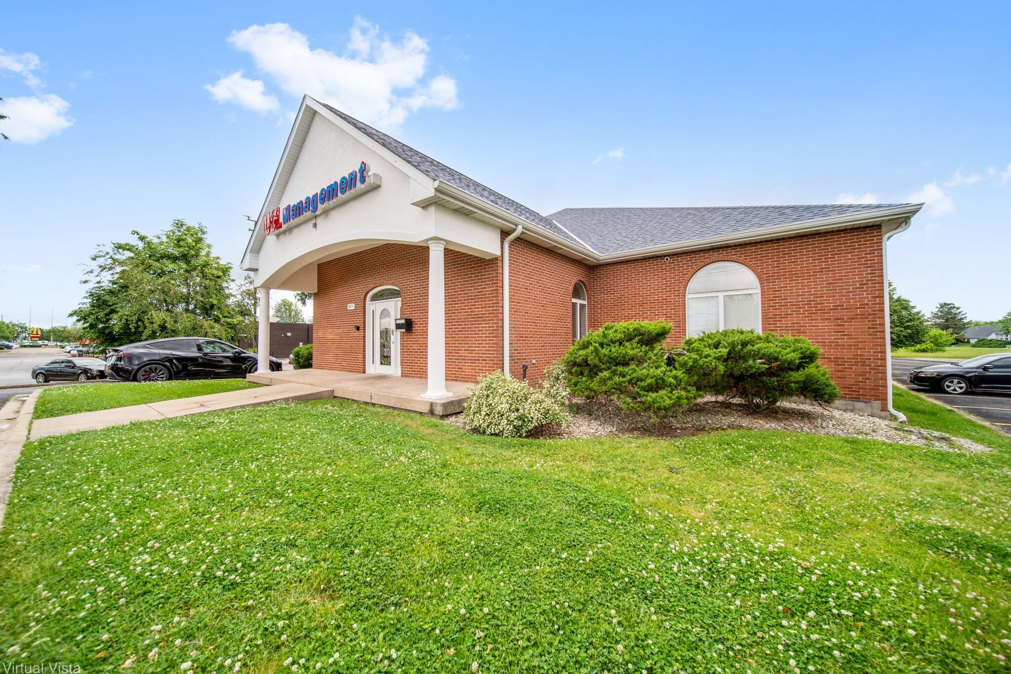 1851 Douglas Rd, Montgomery, IL for sale Primary Photo- Image 1 of 30