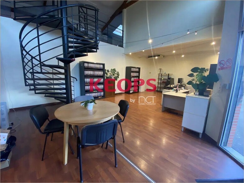 Office in Aucamville for lease - Building Photo - Image 1 of 5