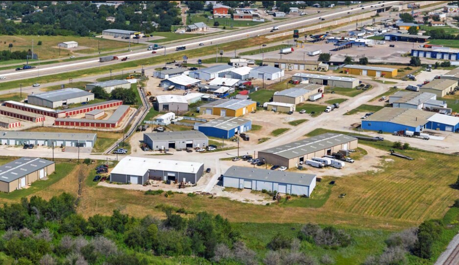 235 S McLennan Loop, Elm Mott, TX à louer - Aérien - Image 2 de 2