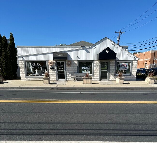 Plus de détails pour 35-37 Maple St, East Longmeadow, MA - Commerce de détail à louer