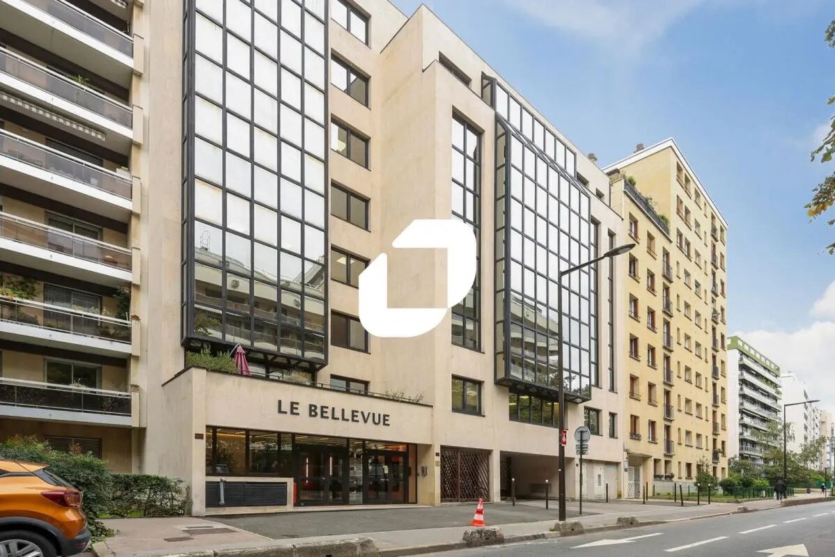 Office in Boulogne-Billancourt for lease Primary Photo- Image 1 of 10