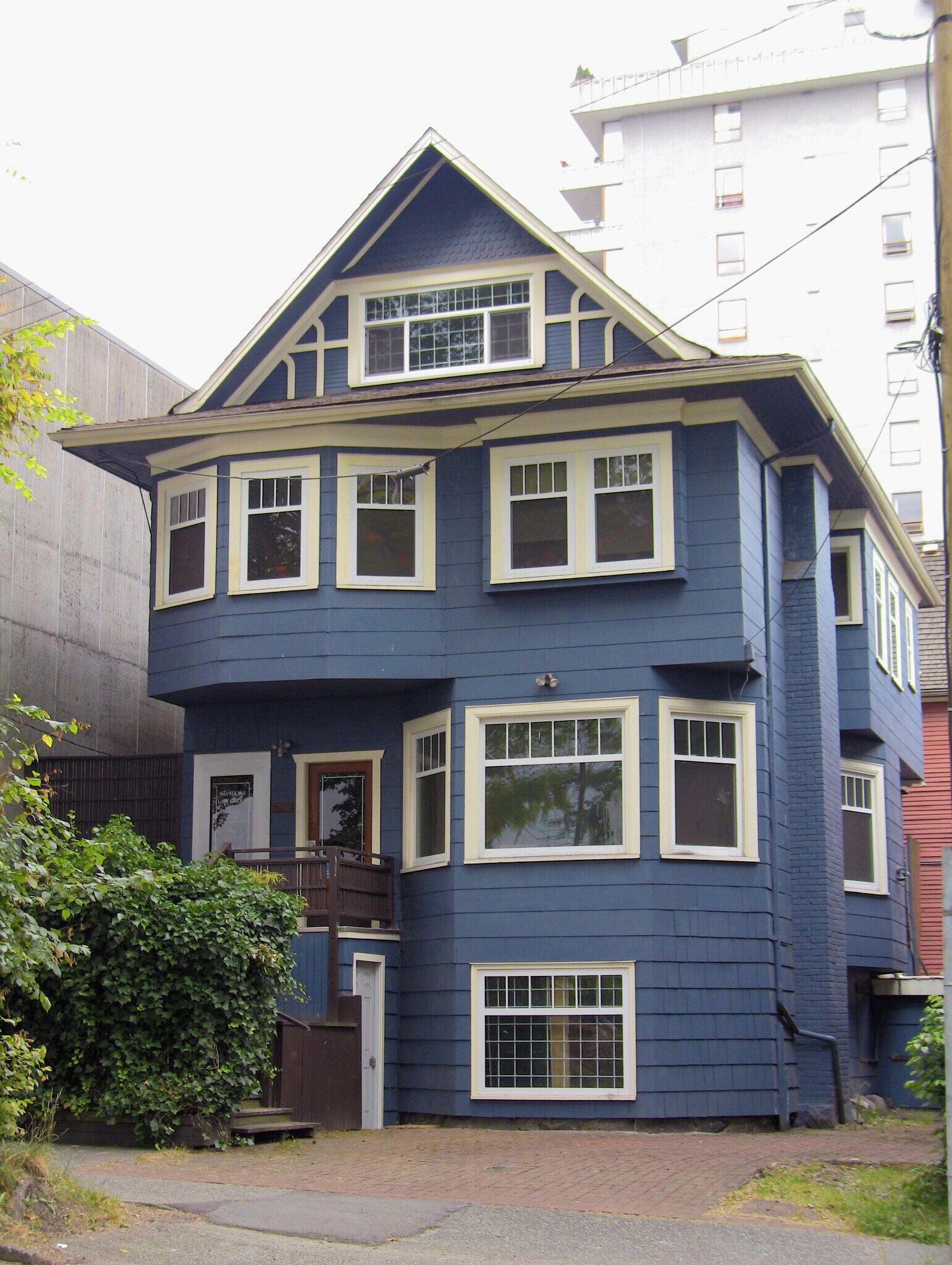 753 Cardero St, Vancouver, BC à vendre Photo du bâtiment- Image 1 de 1