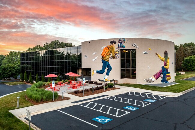 More details for 5550 77 Center Dr, Charlotte, NC - Office for Lease