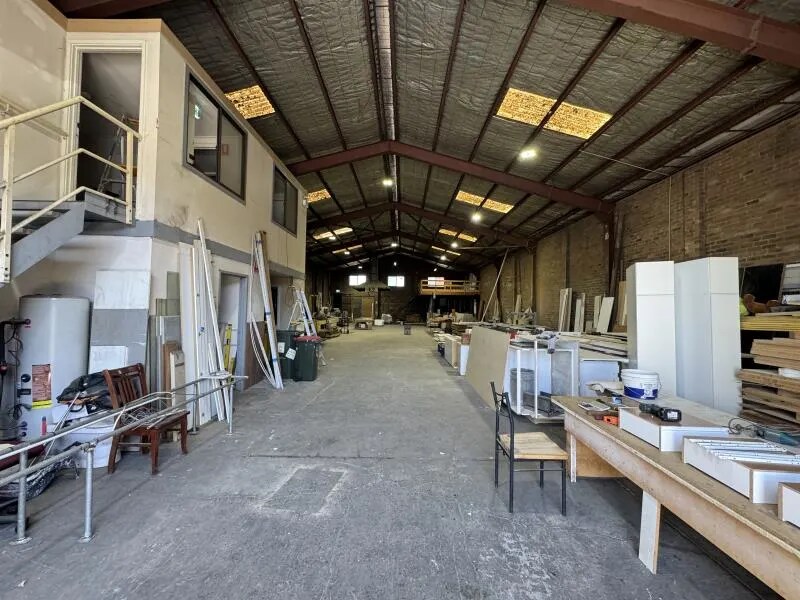 8 Fortril Ave, Bankstown for lease Interior Photo- Image 1 of 6