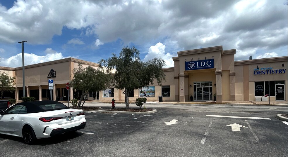 249 W State Road 436, Altamonte Springs, FL à louer - Photo du bâtiment - Image 2 de 6