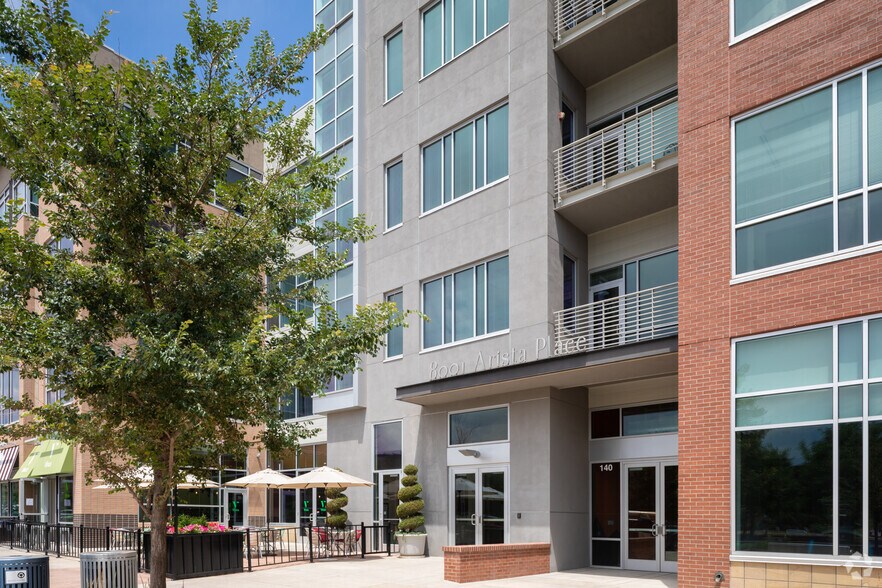 8001 Arista Pl, Broomfield, CO à louer - Photo du bâtiment - Image 2 de 4