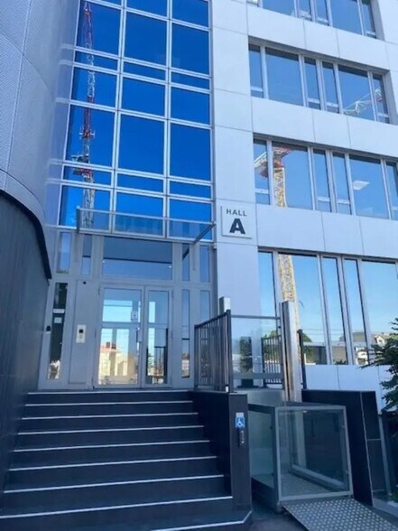 1-9 Boulevard Charles De Gaulle, Colombes à louer - Photo du bâtiment - Image 2 de 14
