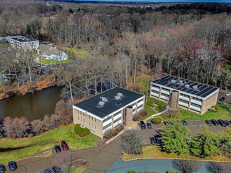 768 N Bethlehem Pike, Lower Gwynedd, PA à vendre - Photo du bâtiment - Image 2 de 8