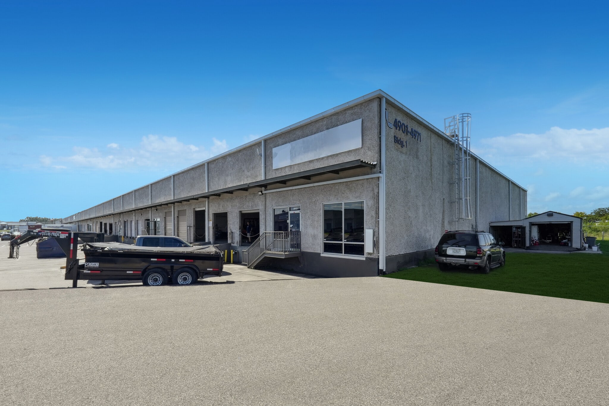 4901-4971 Distribution Dr, Tampa, FL for lease Primary Photo- Image 1 of 10