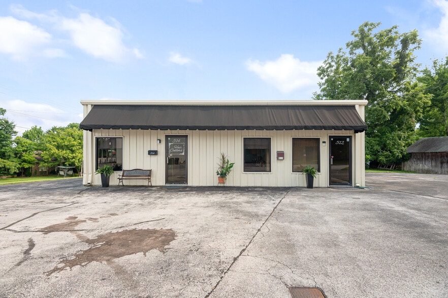 512 6th Ave, Columbia, TN for sale - Primary Photo - Image 1 of 21