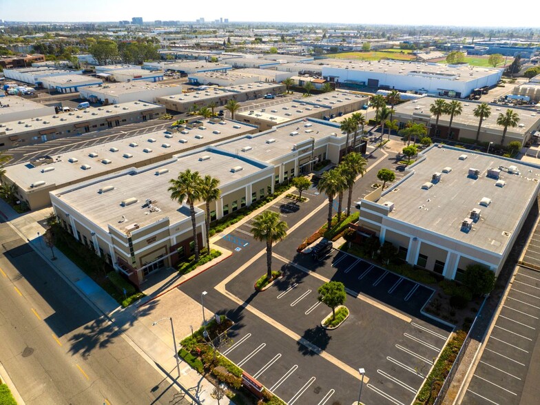1350-1358 S Ritchey St, Santa Ana, CA for lease - Building Photo - Image 1 of 11