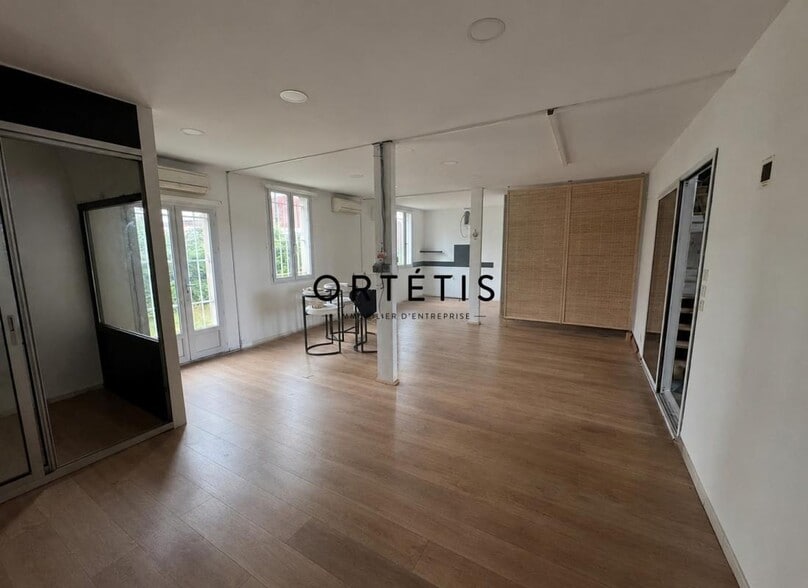 11 Rue Du Négoce, Saint-Orens-de-Gameville à louer - Photo intérieure - Image 3 de 5