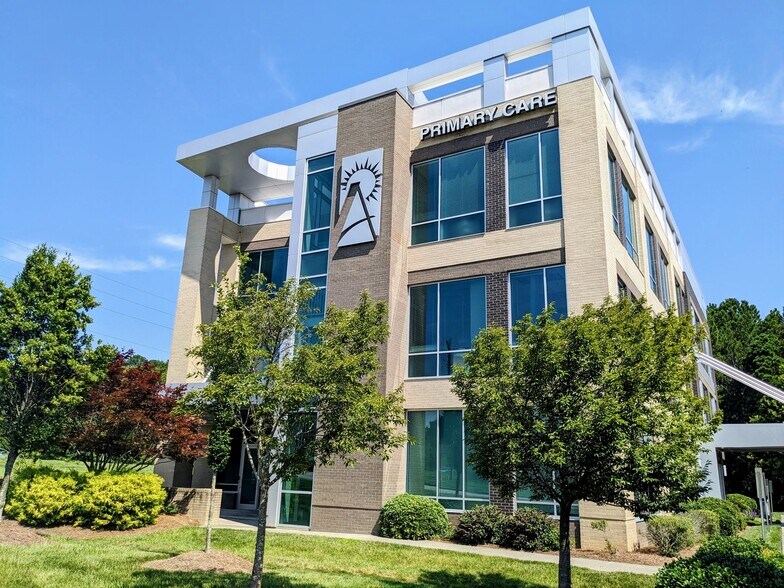 101 Lattner Ct, Morrisville, NC for lease - Building Photo - Image 3 of 12