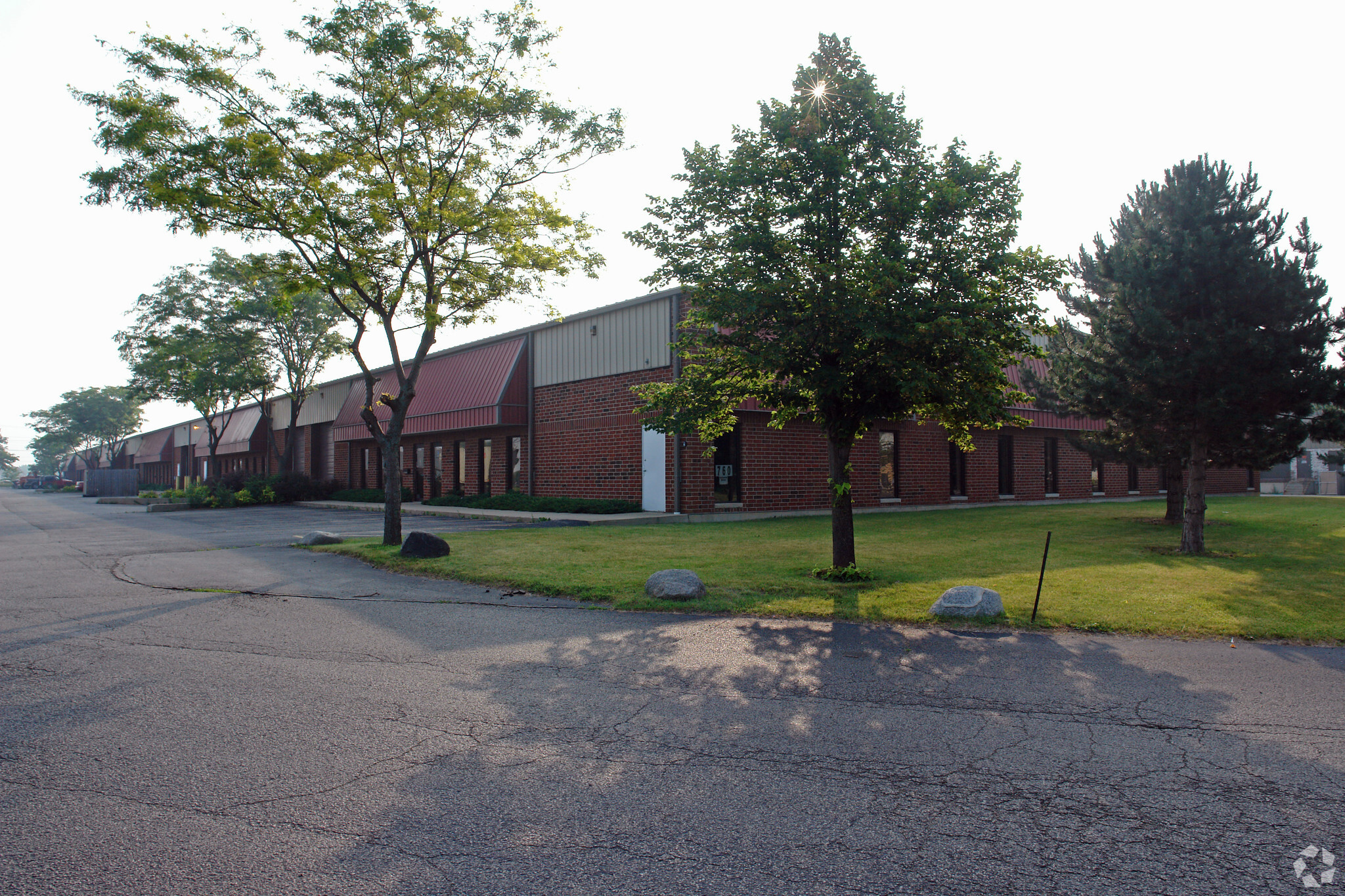 760 Industrial Dr, Cary, IL à vendre Photo du bâtiment- Image 1 de 1