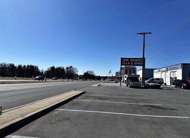 7216 Ritchie Hwy, Glen Burnie, MD à vendre - Photo du bâtiment - Image 3 de 73