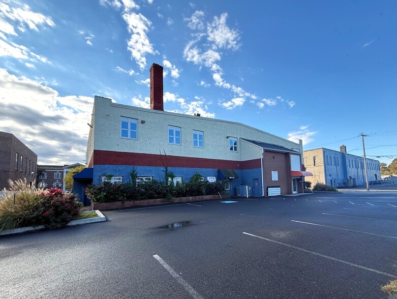 801-811 Sproul St, Chester, PA for sale - Building Photo - Image 2 of 8