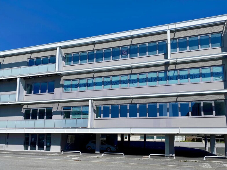 20 Rue Henry De Monfreid, Brest for lease - Building Photo - Image 2 of 27