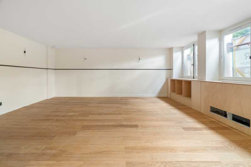 40 Cours Albert Ier, Paris for sale - Interior Photo - Image 3 of 40