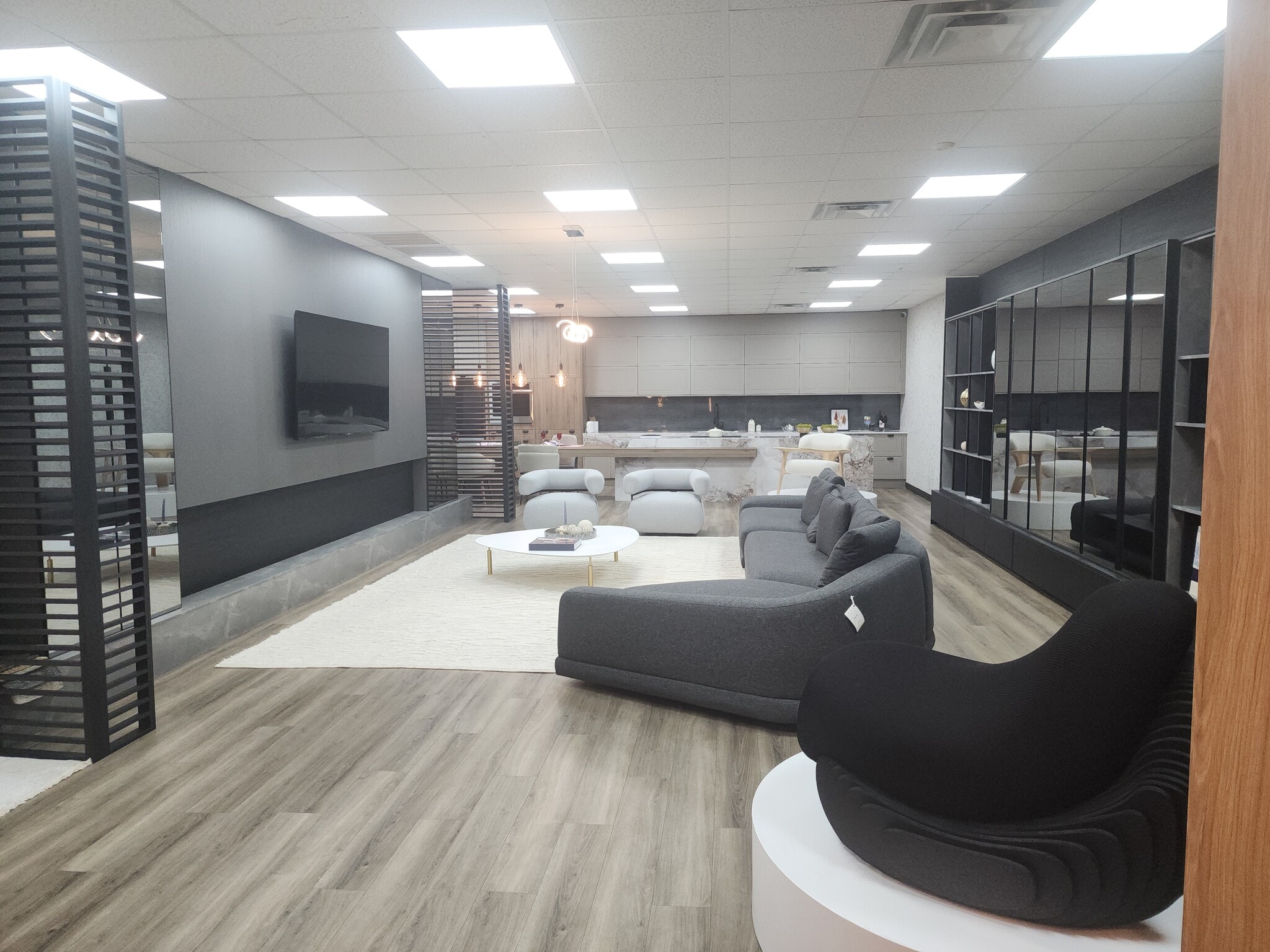 601 N Magnolia Ave, Orlando, FL à louer Photo intérieure- Image 1 de 3