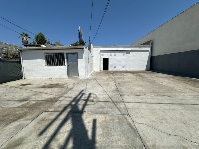 More details for 11812 Pico Blvd, Los Angeles, CA - Industrial for Lease