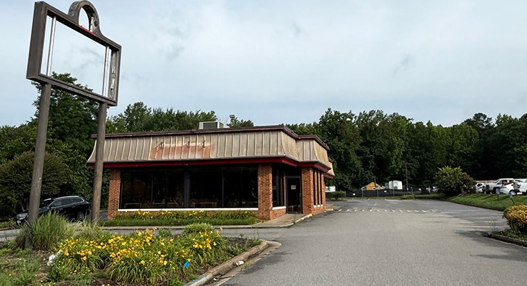 6824 Hull Street Rd, Richmond, VA for lease - Building Photo - Image 2 of 6