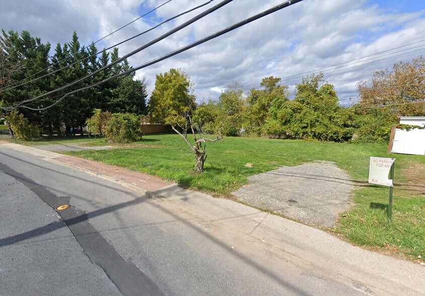 436-438 E Diamond Ave, Gaithersburg, MD à vendre - Photo du bâtiment - Image 2 de 3