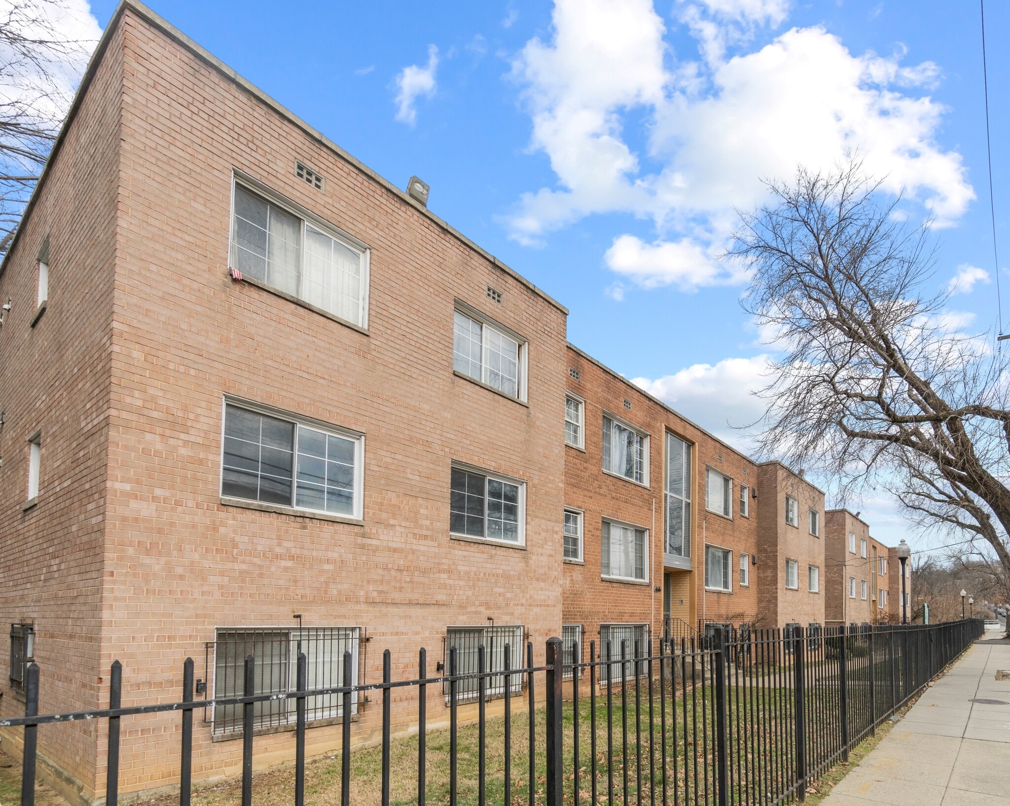 118-120 Atlantic St SE, Washington, DC for sale Primary Photo- Image 1 of 5