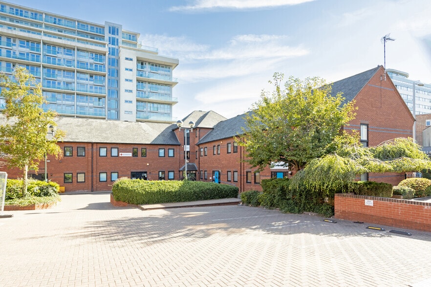 King Edward Ct, Nottingham for lease - Primary Photo - Image 1 of 8