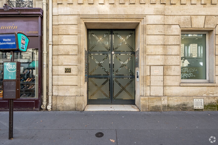 203 Rue Du Faubourg Saint-Honoré, Paris for lease - Building Photo - Image 2 of 2