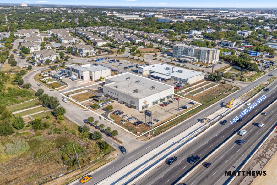 15112 N Interstate 35, Austin, TX à vendre - Photo du bâtiment - Image 1 de 4