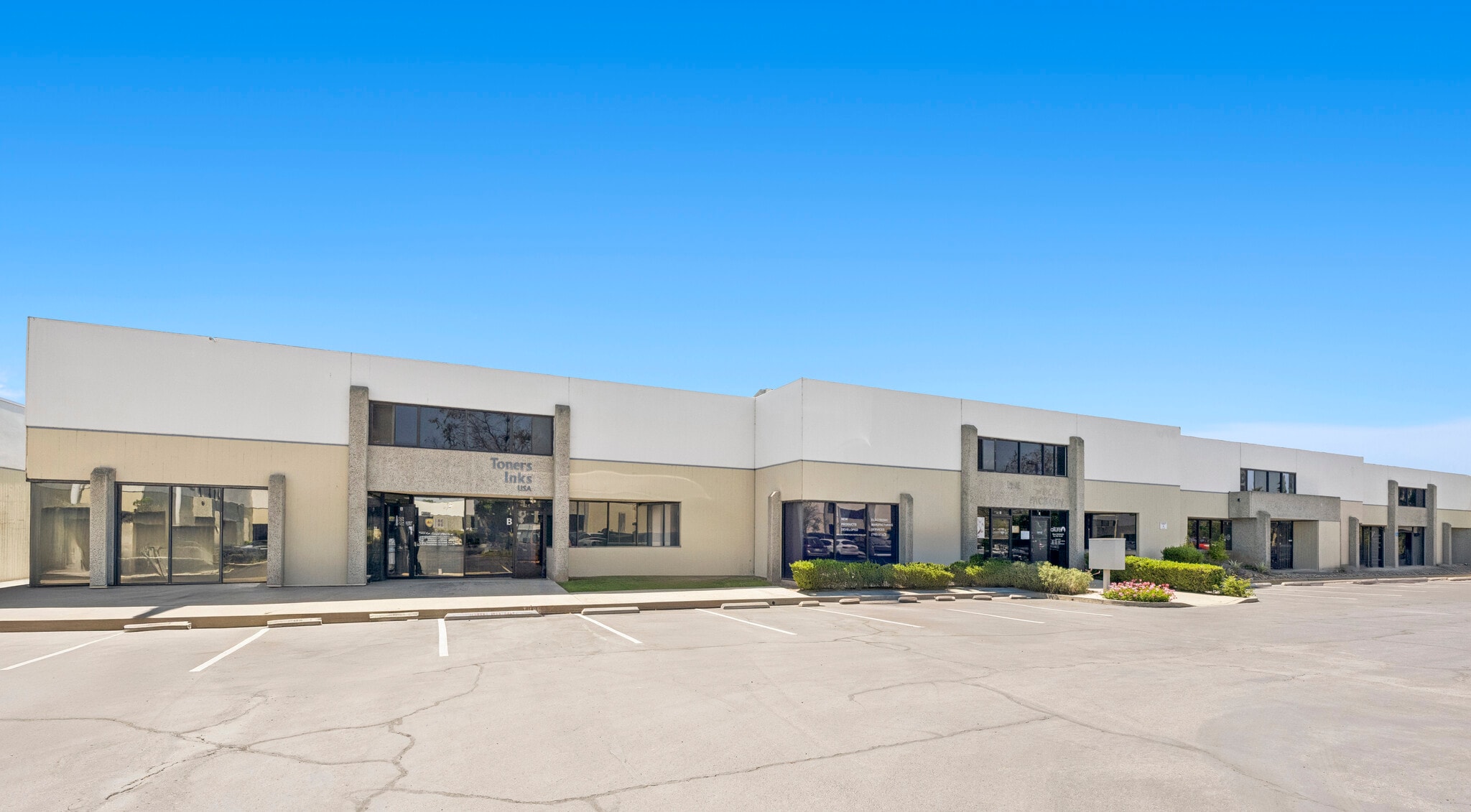 1195 Linda Vista Dr, San Marcos, CA for lease Building Photo- Image 1 of 13