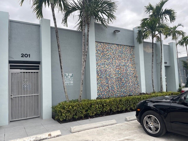 7430 SW 41st St, Miami, FL for lease Primary Photo- Image 1 of 2